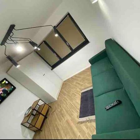 Enescu Flat Apartment Suceava Ngoại thất bức ảnh